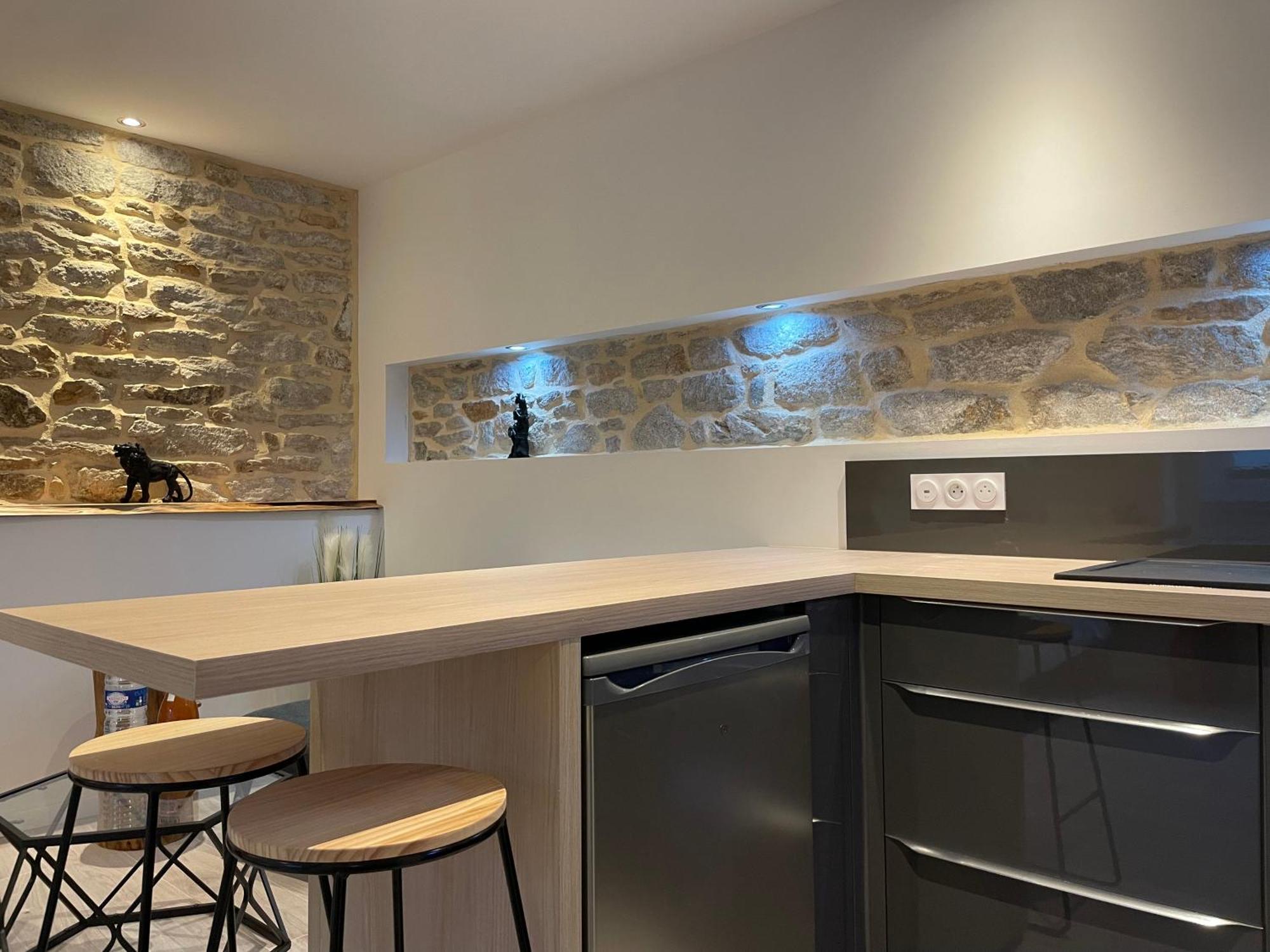 Le Calloch 2D - Studio 4 Etoiles - Quartier Gare - Wifi - Netflix Quimper Exterior foto